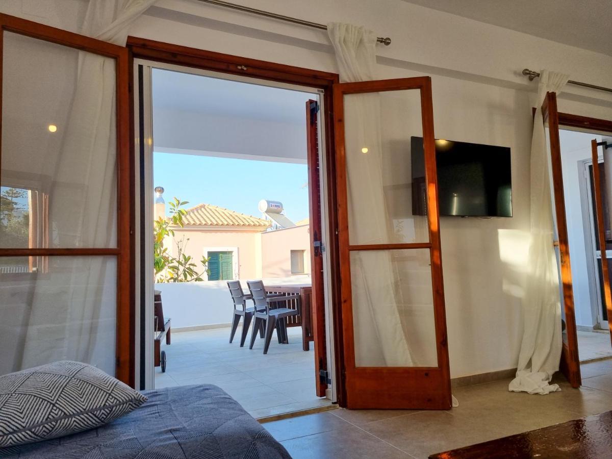 Apartamento Yvi'S Greek House Vagia  Exterior foto